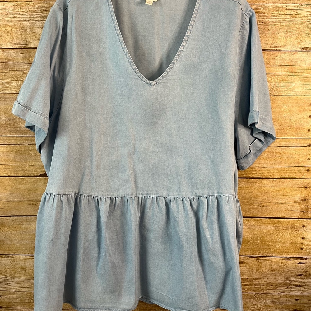 Terra & Sky Light Blue Chambray Babydoll Drop Waist V-Neck Peplum Top EUC 2X - Picture 2 of 6